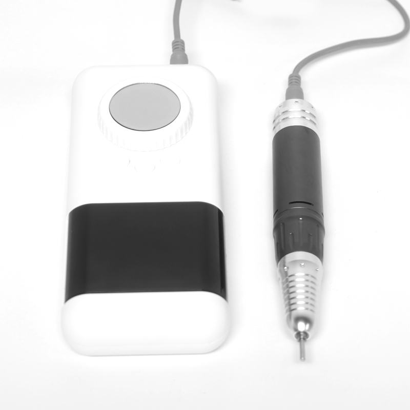Instrumente profesionale de îngrijire a unghiilor wireless